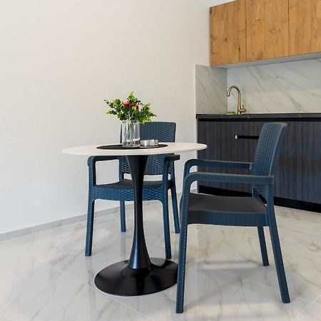 Apartmani Divna Неум Экстерьер фото