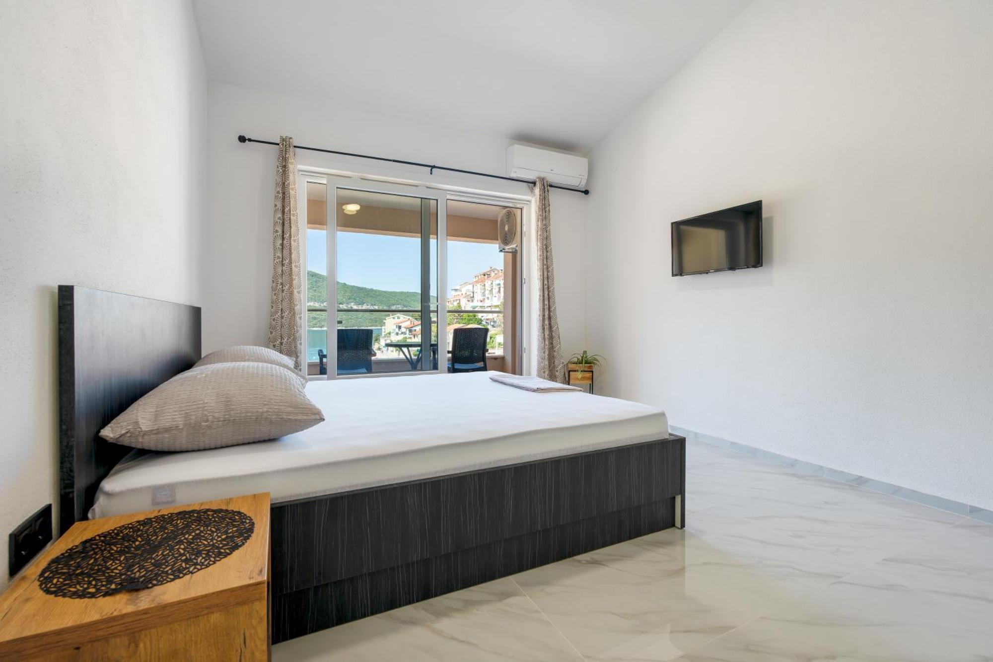 Apartmani Divna Неум Экстерьер фото